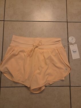 NWT Vuori Daily Speed Short